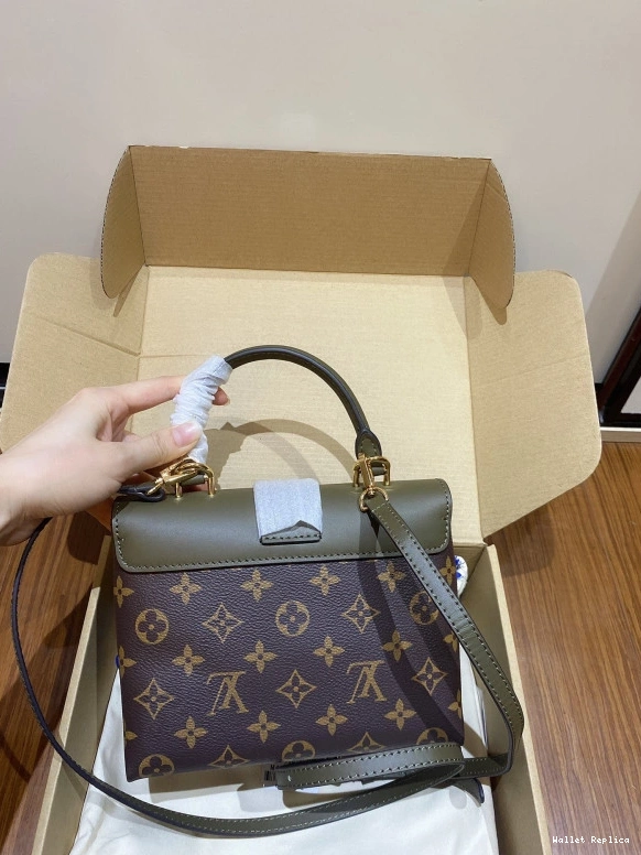 Cheap VUITTON LOUIS LOCKY BB 0810